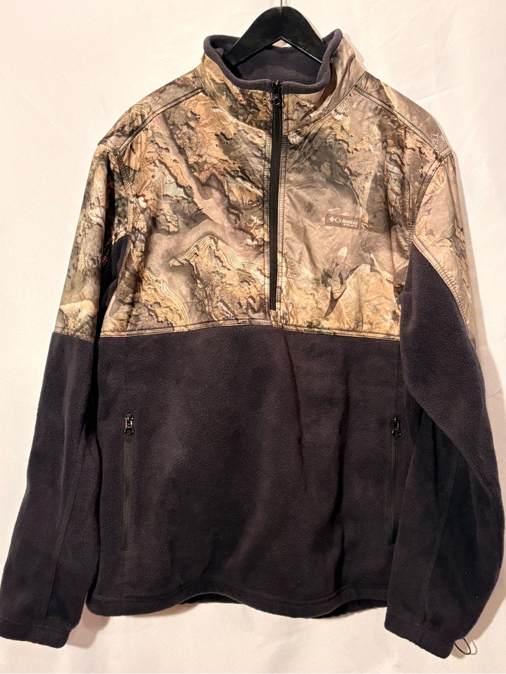 Columbia Men’s Half-Zip Fleece Jacket in Realtree Camo and Black